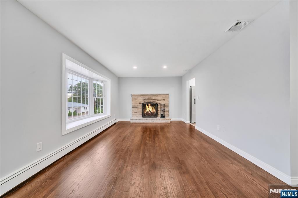 1027 Maple Avenue