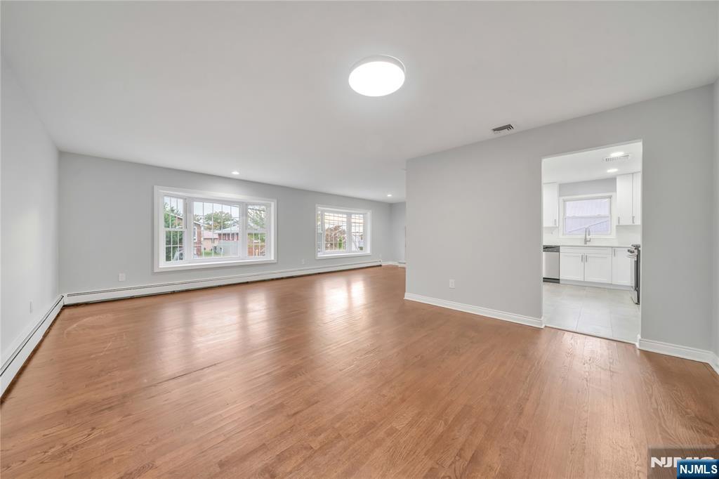 1027 Maple Avenue