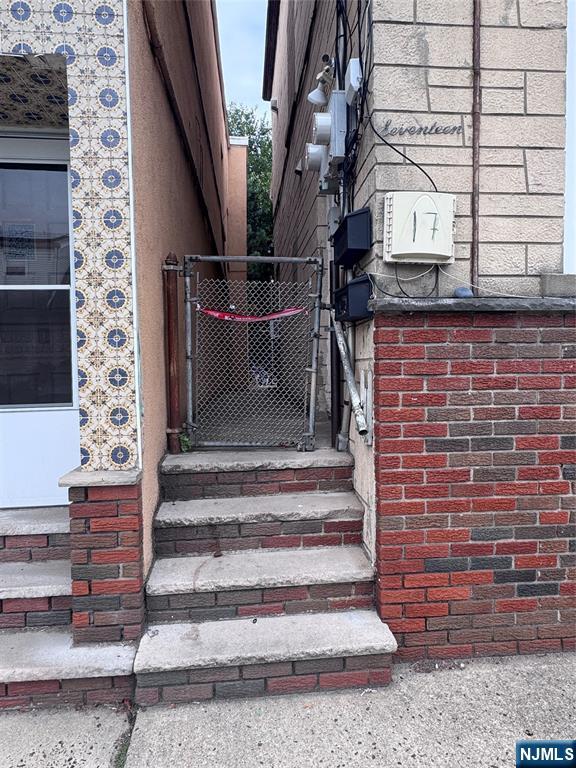 17 Green Court