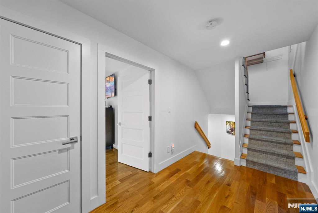 807 Edgewood Lane B