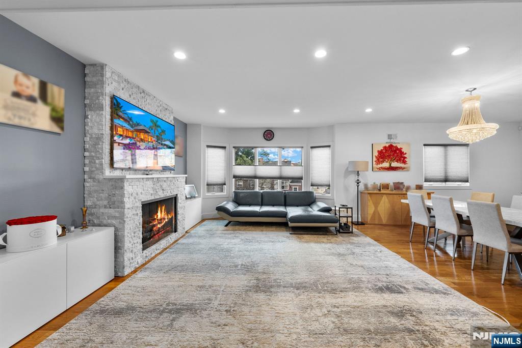 807 Edgewood Lane B