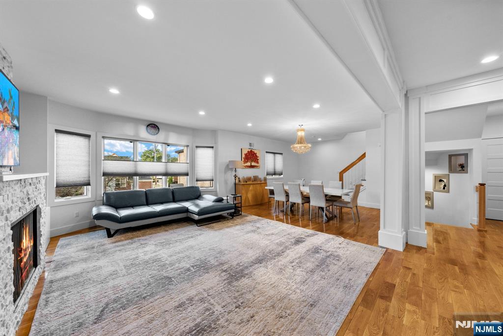 807 Edgewood Lane B