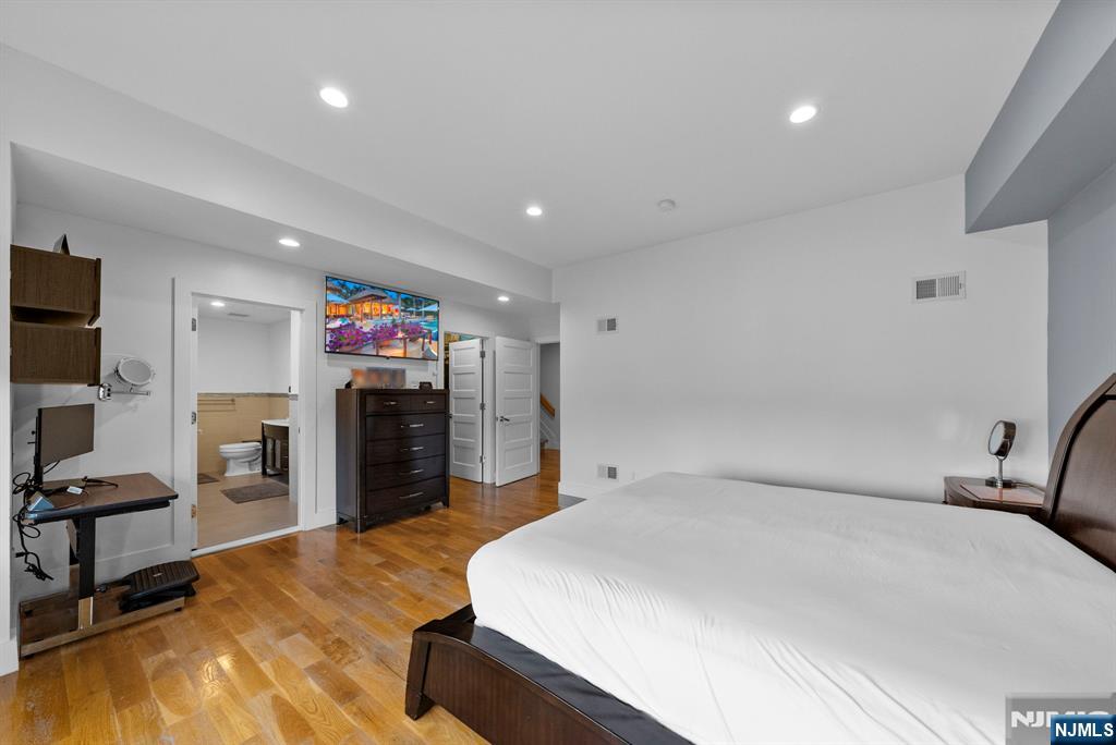 807 Edgewood Lane B