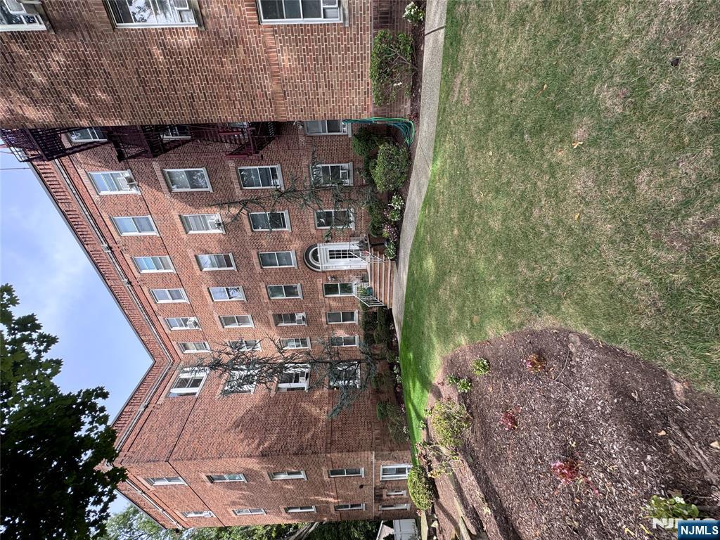 250 Broad Avenue 1A