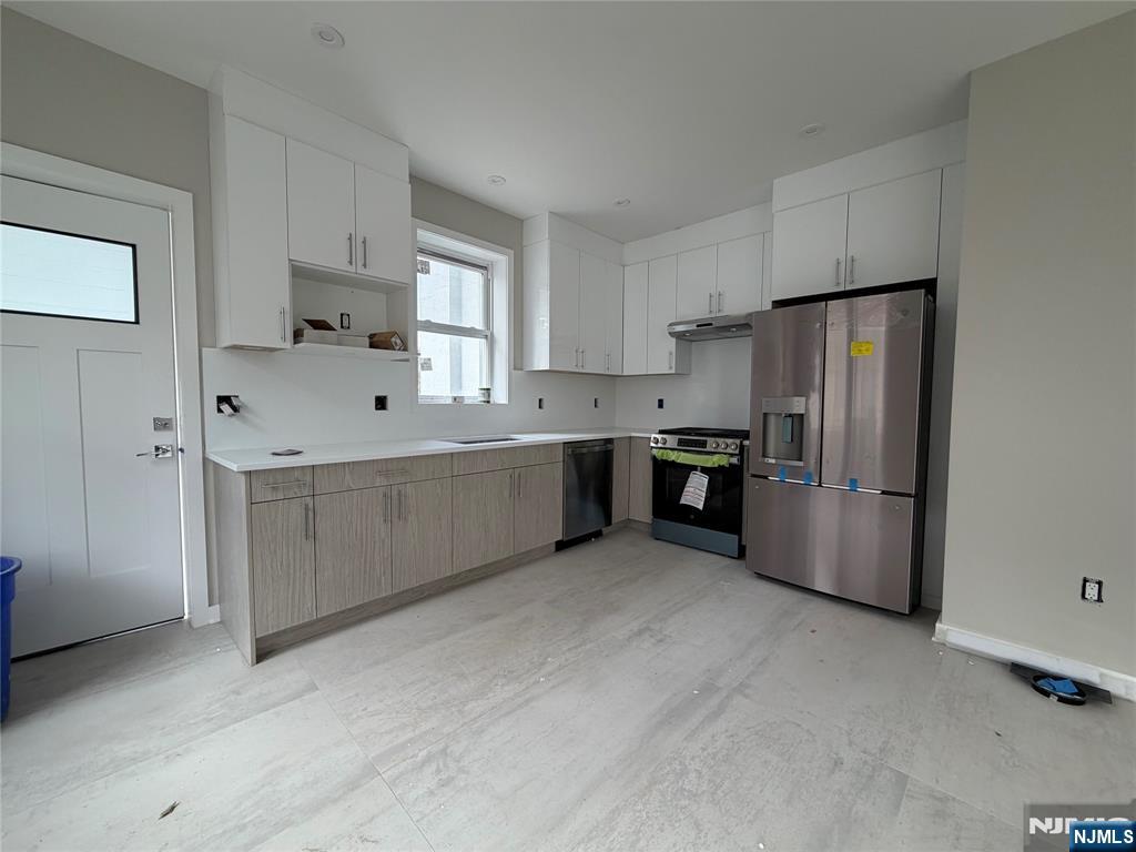 743 Kingsland Avenue