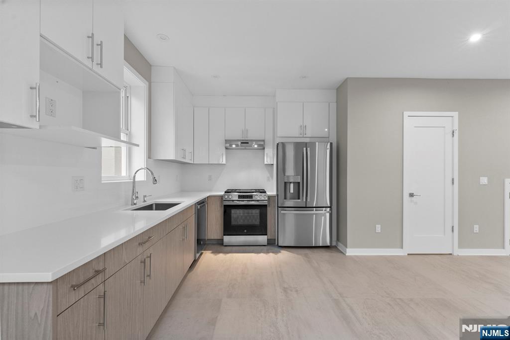 743 Kingsland Avenue