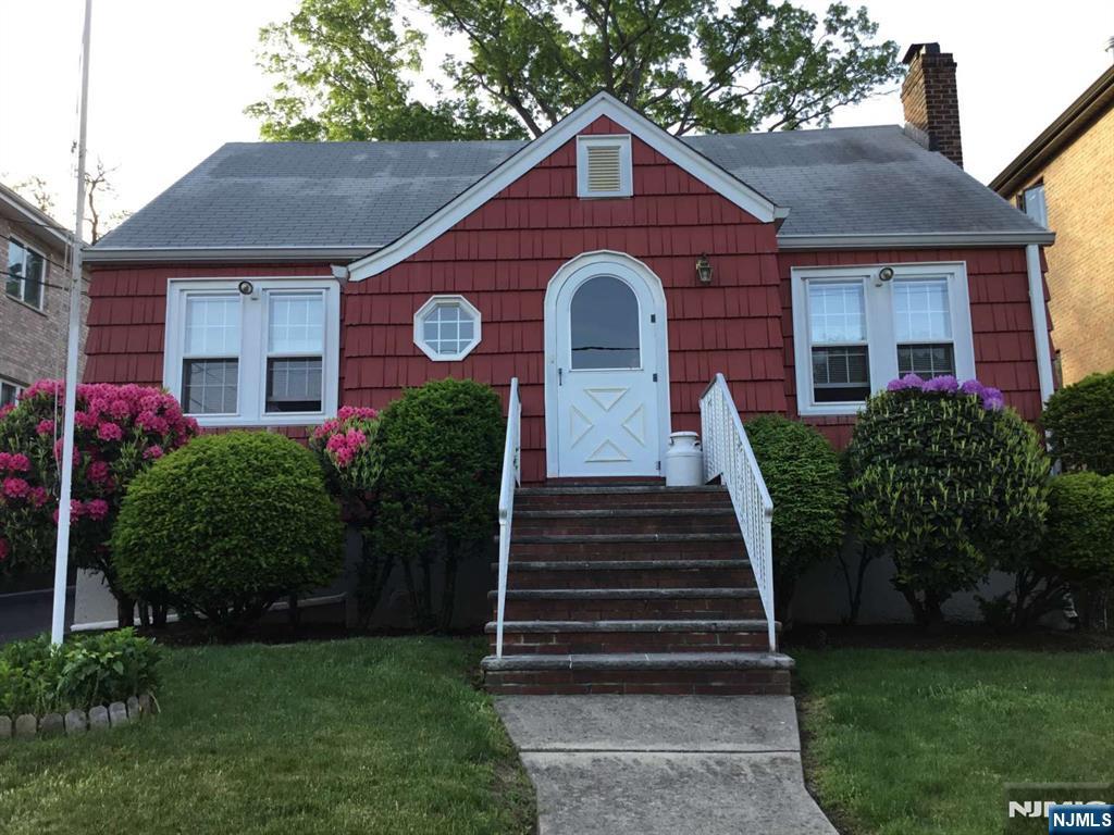 512 Orchard Avenue