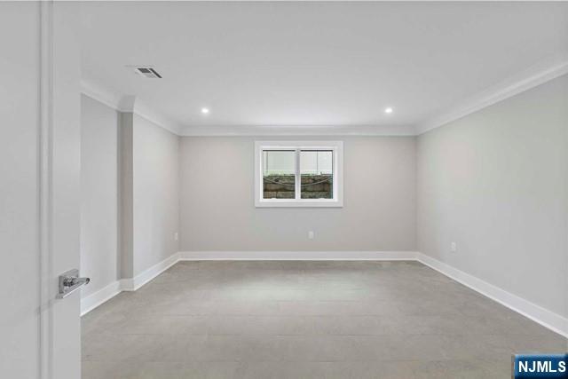 211 Warwick Avenue 1