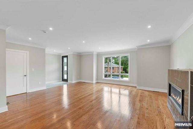 211 Warwick Avenue 1