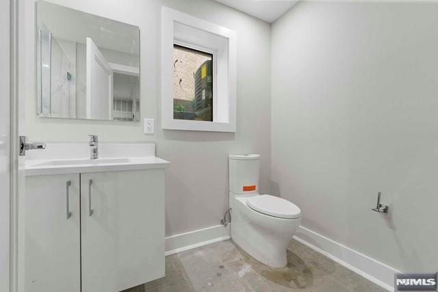 211 Warwick Avenue 1