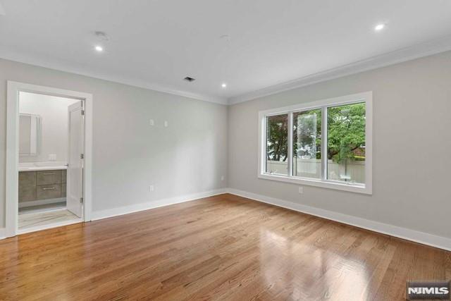 211 Warwick Avenue 1