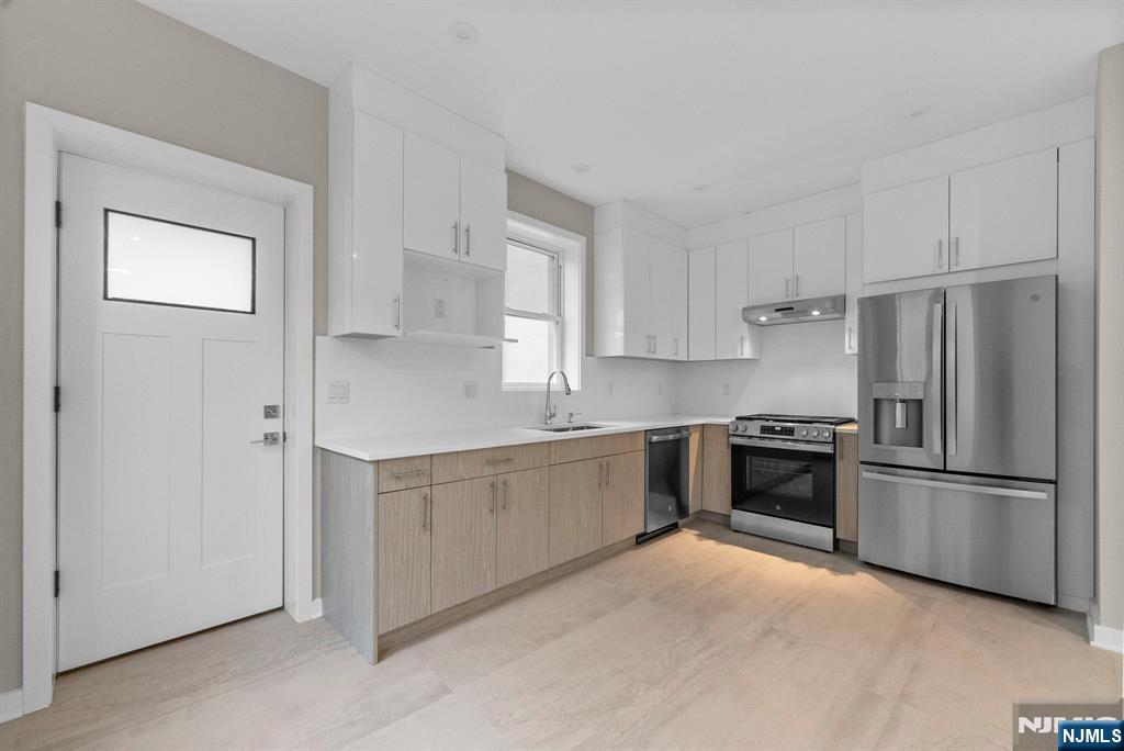 743 Kingsland Avenue 1