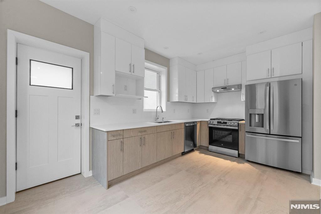 743 Kingsland Avenue 1