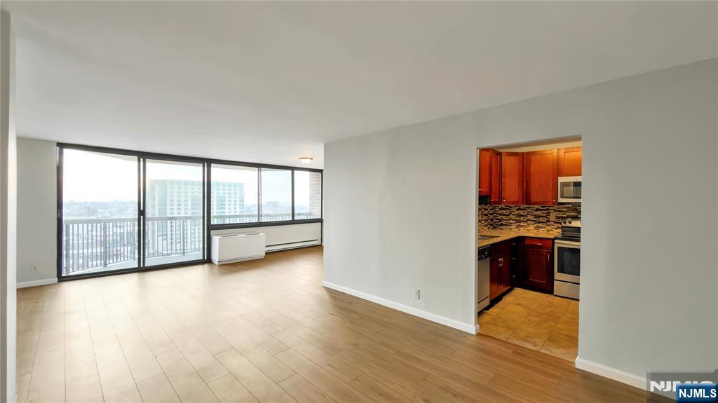 770 Anderson Avenue 15A