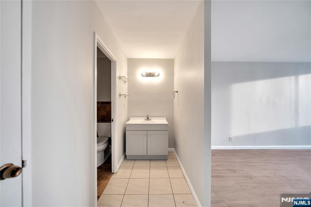 770 Anderson Avenue 15A