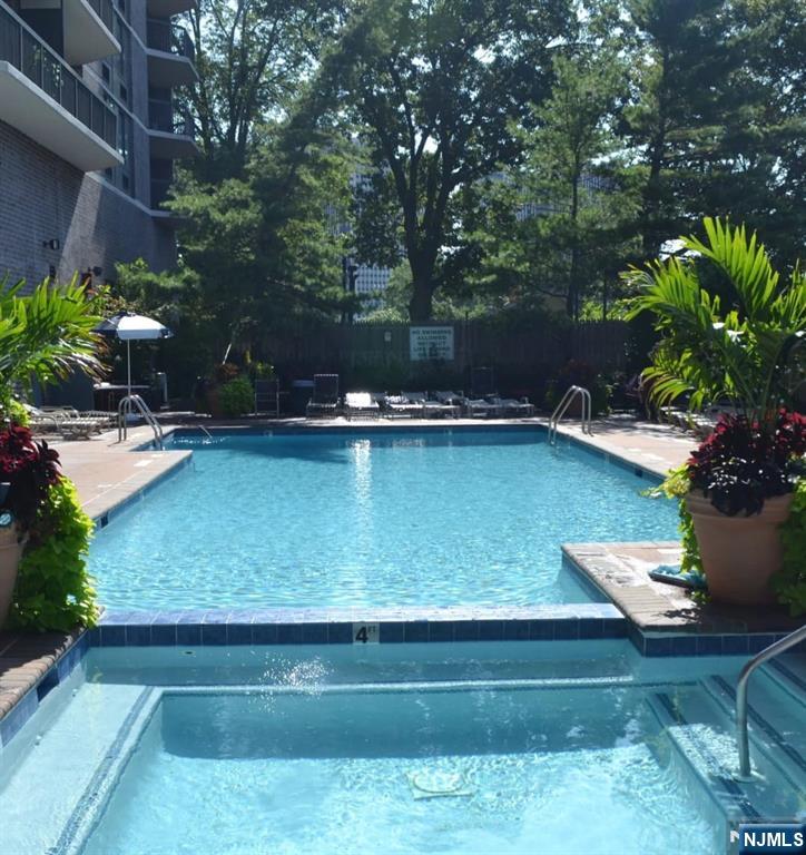 770 Anderson Avenue 14P