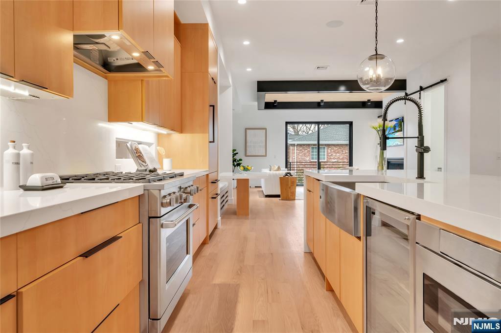 1047 Anderson Avenue A