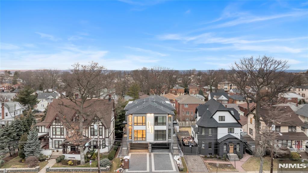 1047 Anderson Avenue A