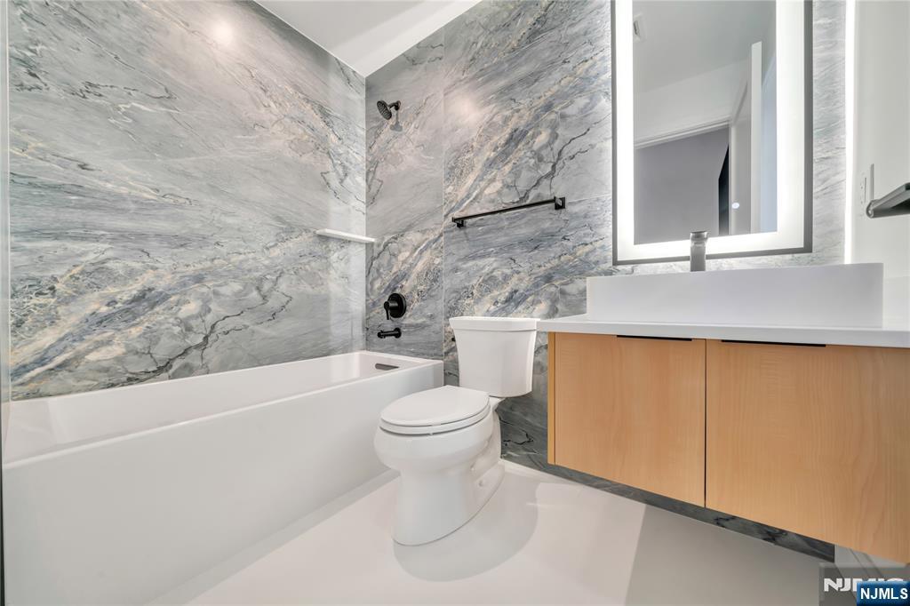 1047 Anderson Avenue A