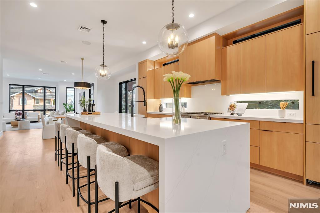 1047 Anderson Avenue A