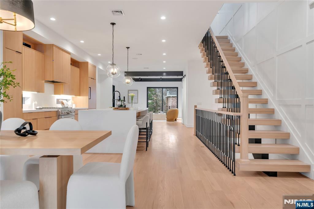 1047 Anderson Avenue A