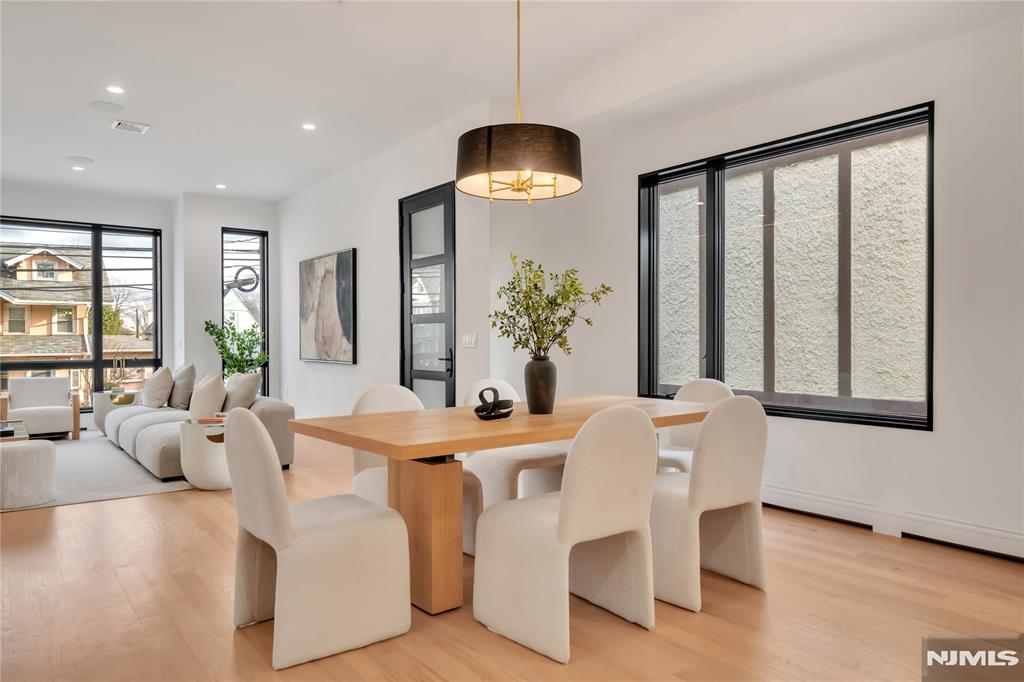 1047 Anderson Avenue A