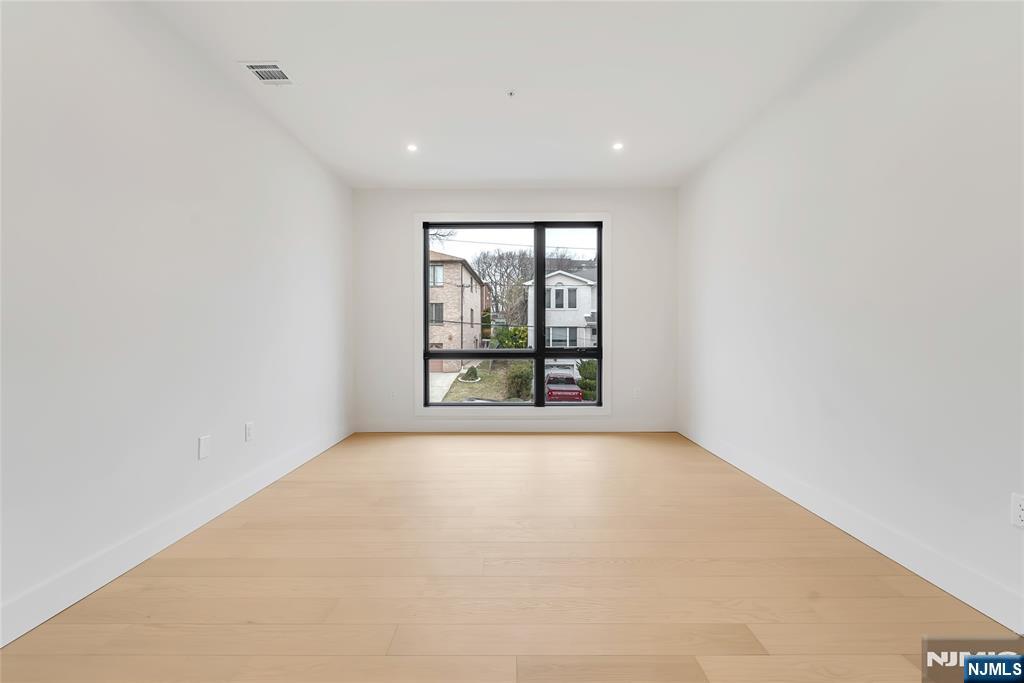 2220 Mackay Avenue A