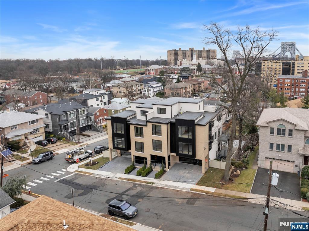 2220 Mackay Avenue A