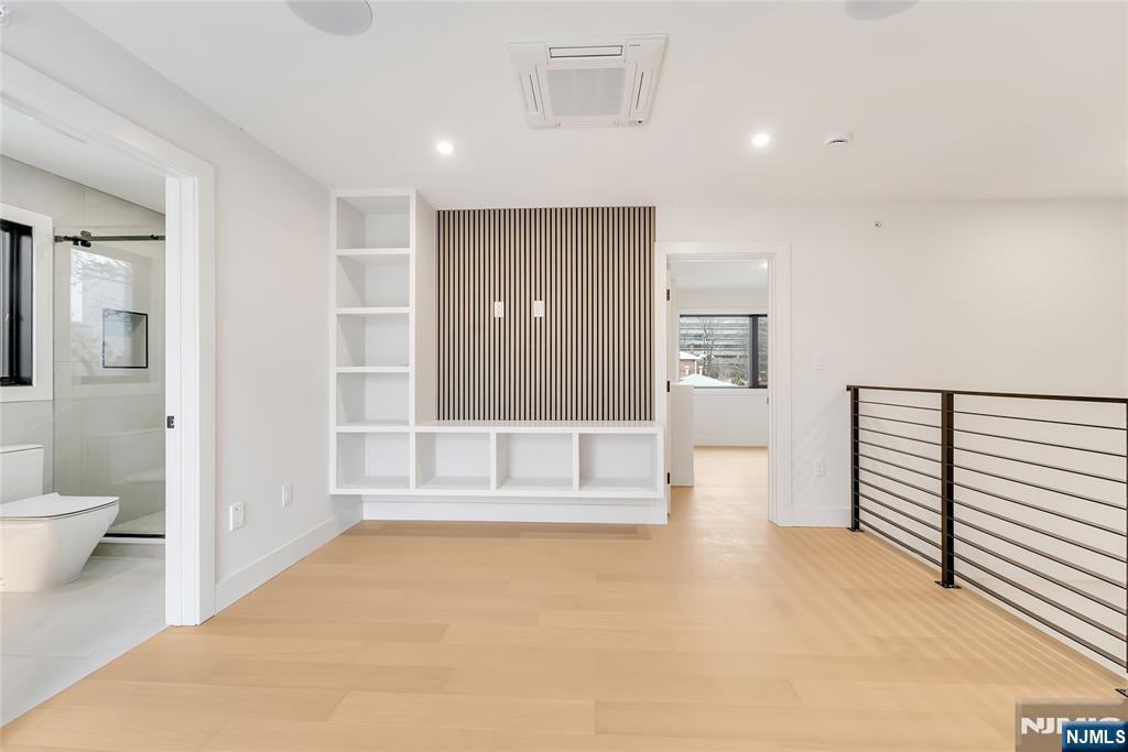 2220 Mackay Avenue A