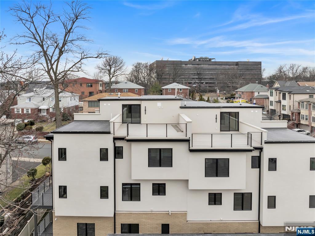 2220 Mackay Avenue A