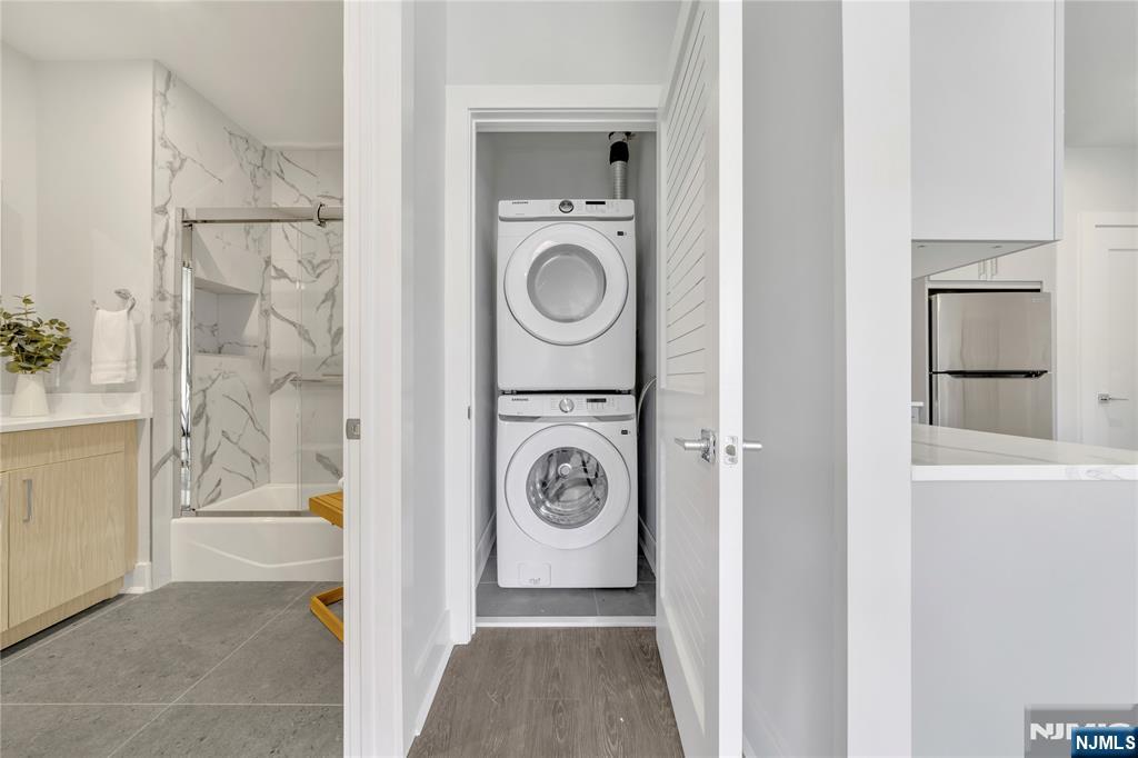 491 Walker Street 3G