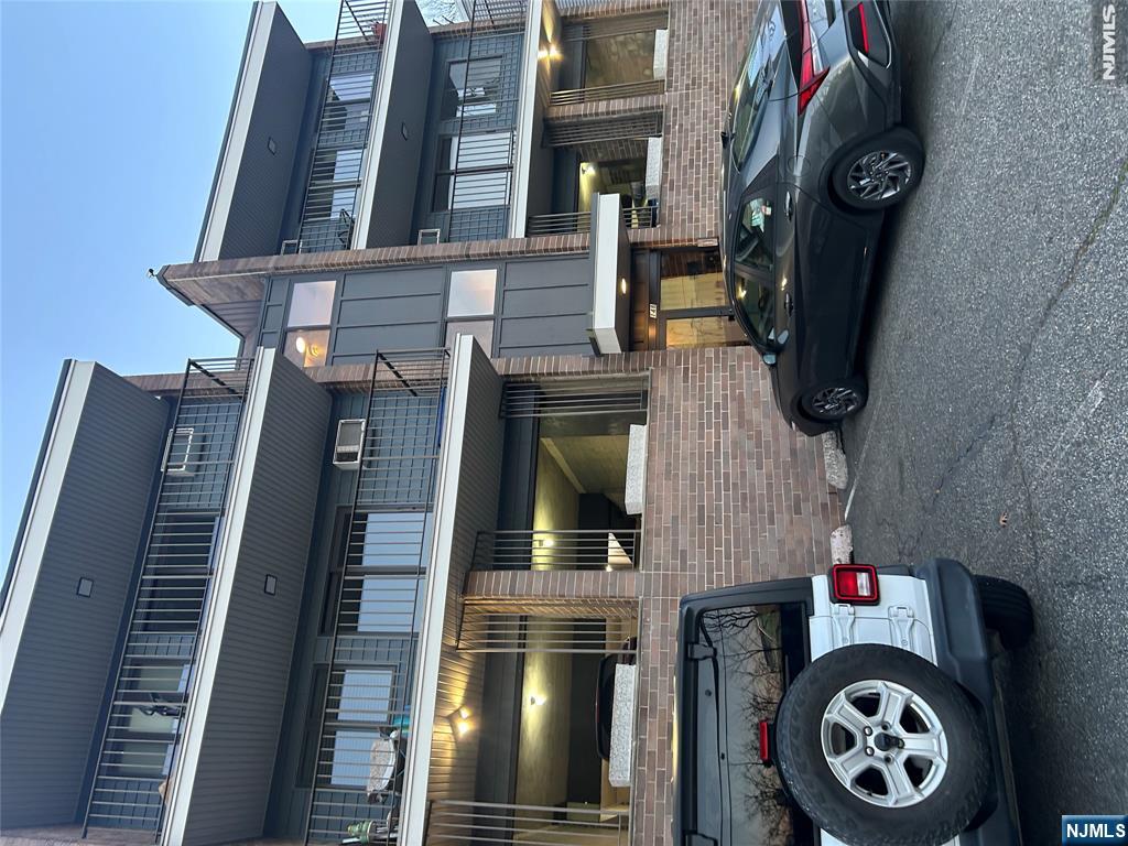148 Undercliff Avenue 2