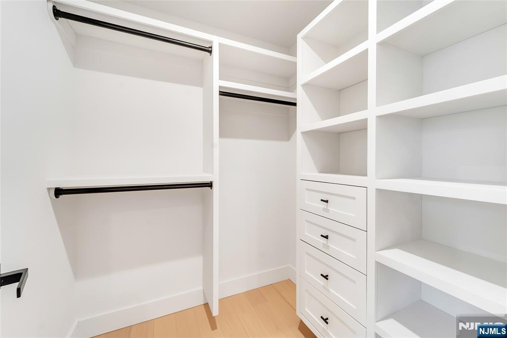 2220 Mackay Avenue A