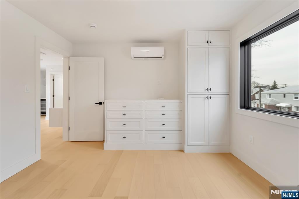 2220 Mackay Avenue A