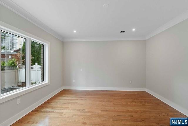 211 Warwick Avenue 1