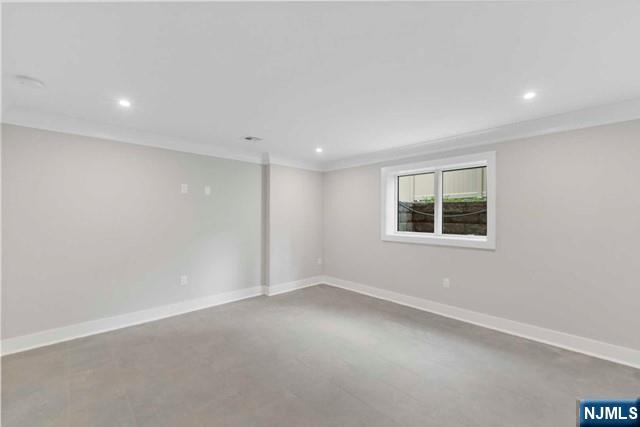 211 Warwick Avenue 1