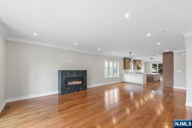 211 Warwick Avenue 1