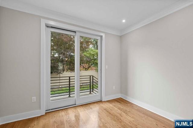 211 Warwick Avenue 1