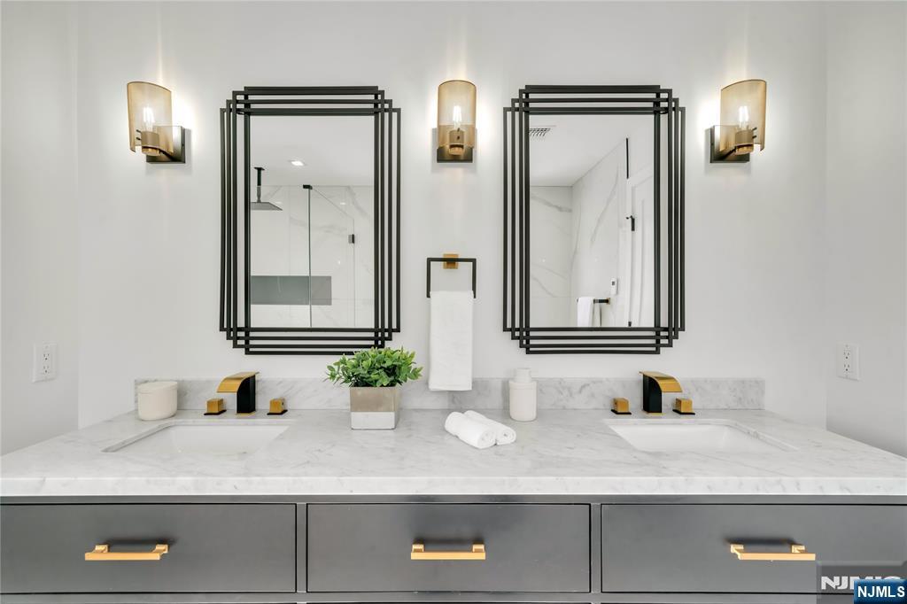 428 6th Street 1