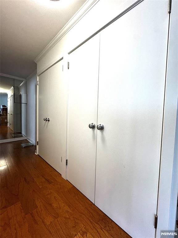 6050 Boulevard East 16J