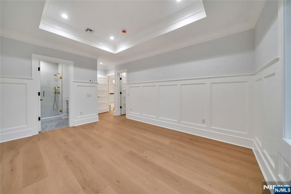 7 Central Avenue