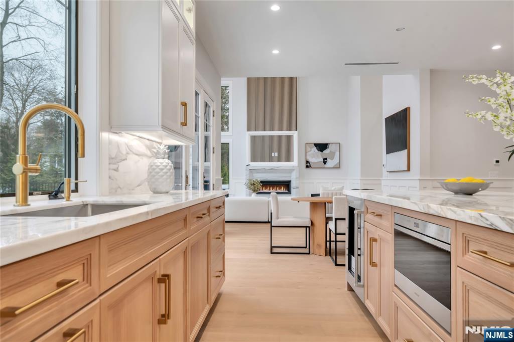 7 Central Avenue