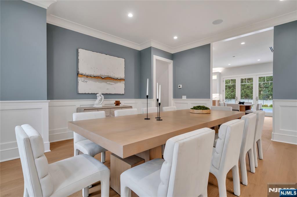 7 Central Avenue