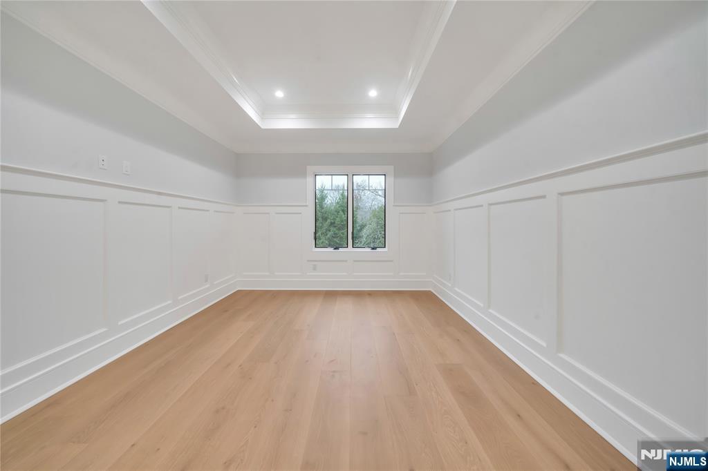 7 Central Avenue