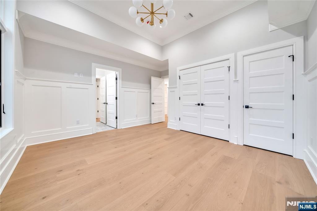 7 Central Avenue
