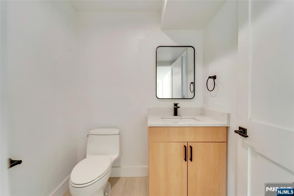 432 Stillwell Avenue B