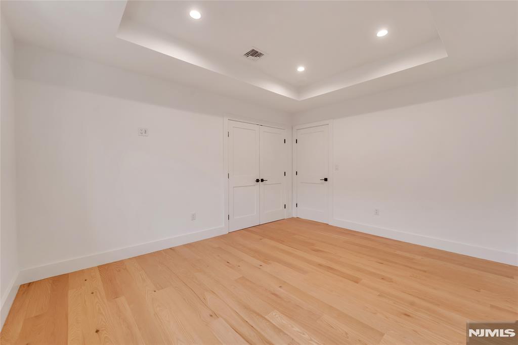 432 Stillwell Avenue B