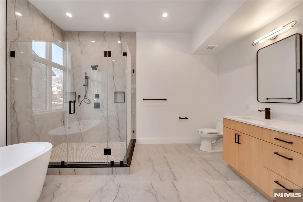 432 Stillwell Avenue B