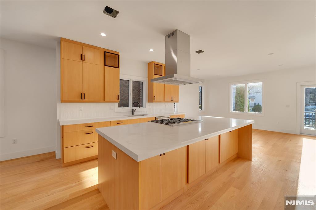 432 Stillwell Avenue B