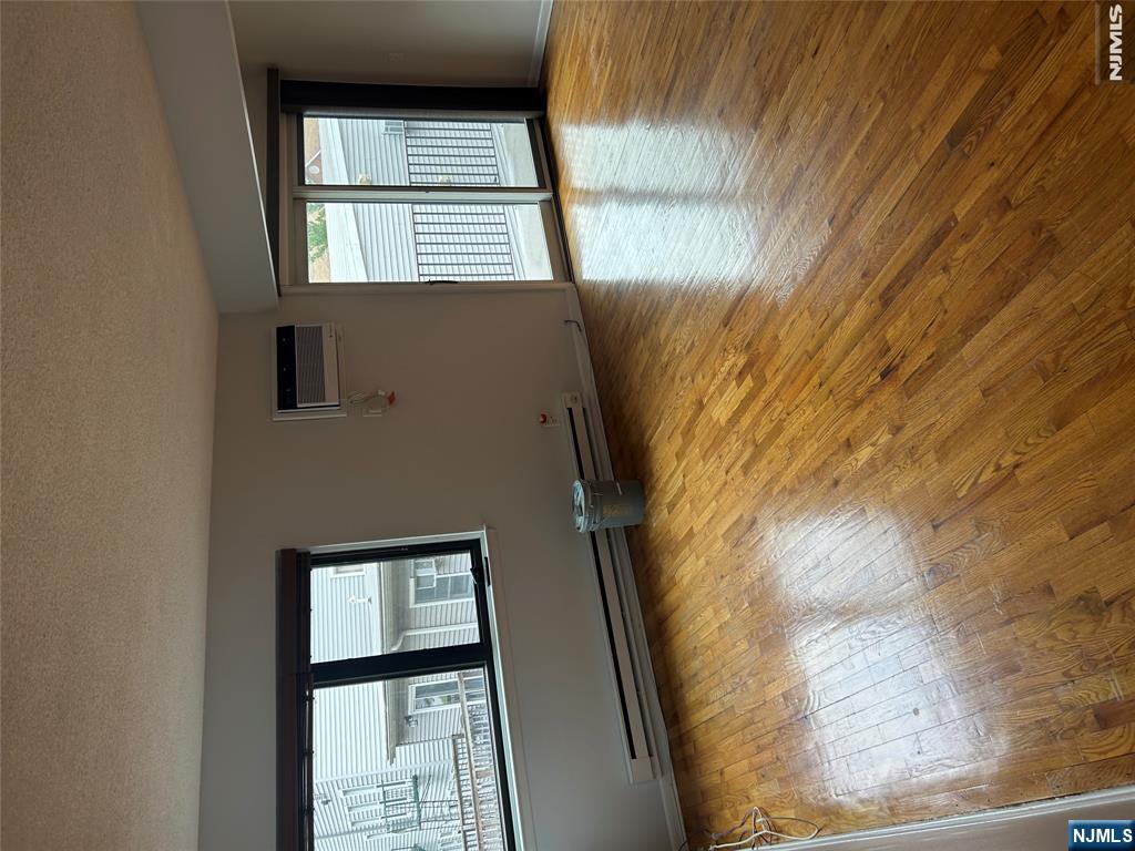 148 Undercliff Avenue 4